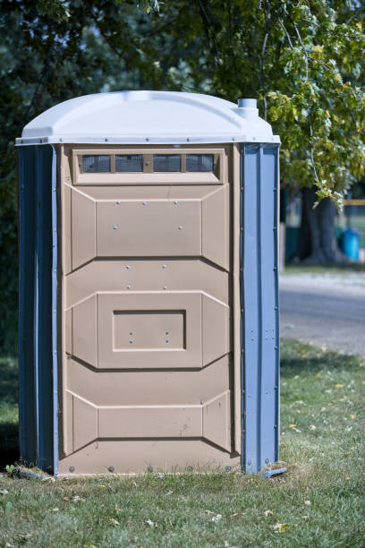 Portable Toilet Options We Offer in Sandia Knolls, NM